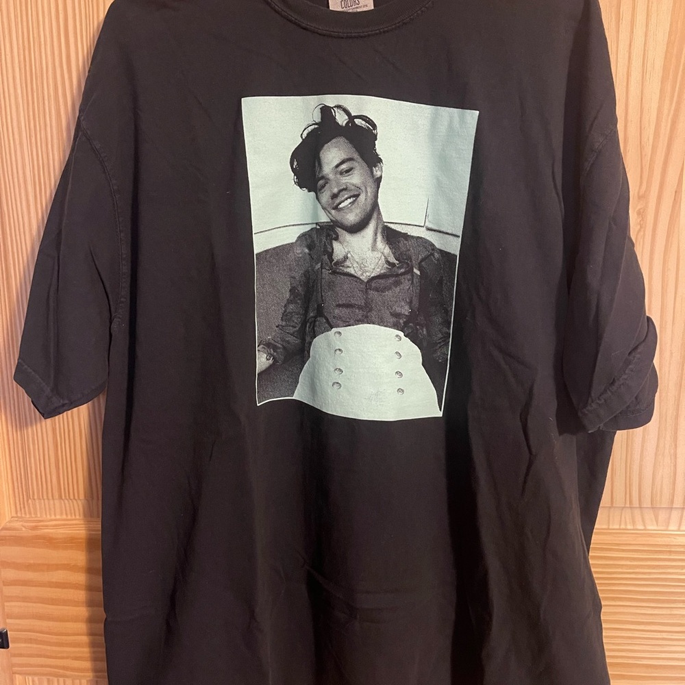 Comfort Colors Black T-Shirt Harry Styles love on tour 2021